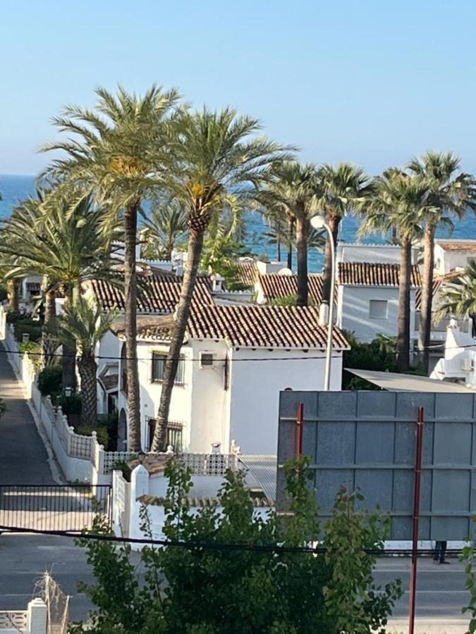 La Playa A 2 Minutos Y 14 Segundos A Pie Denia Exterior foto